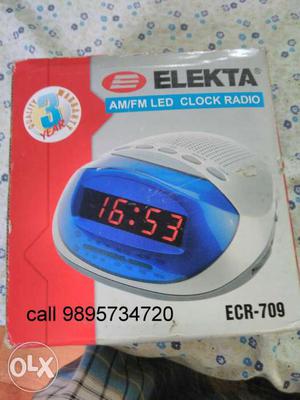 Elekta Am/fm Led Clock Radio Box