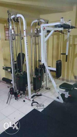 Heavy duty gym multi-station. 4 stations(pec