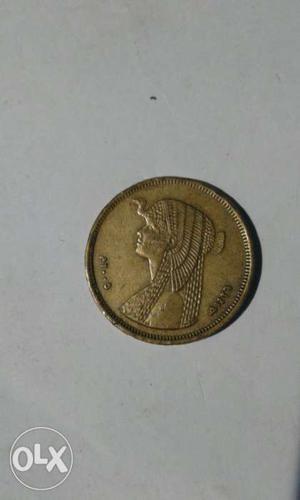 Woman Embossed Gold Round Coin