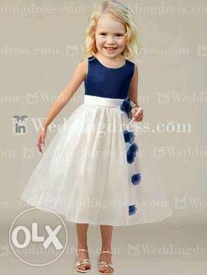 Girl's Blue-and-white Sleeveless Dress