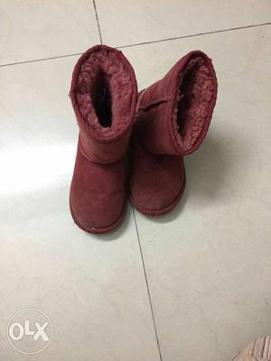 Red UGG Boots for kids of age 4-6 yrs