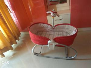Tiny love 3 in 1 rocker napper. Gently used. Good
