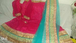 Beautiful lahenga with top and net dupatta!only