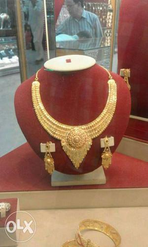 Gold 2 Piece Jewelry Set