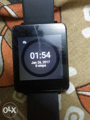 Smart LG Gwatch For sale at good condition bought