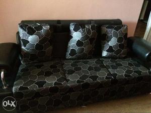 5 seater sofa a gud condition