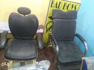 Argent sell saloon 2 chairs at very low peice