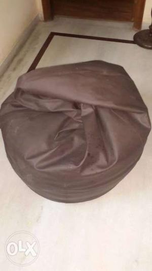 Bean bag brown colour very good condition large size