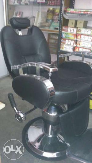 Black brand new barber chair for sale