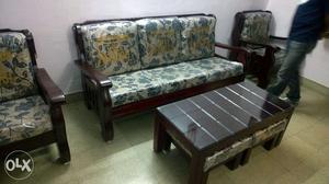 Brand new Solid wood sofa set.3+1+1. With High