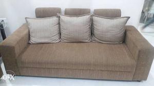 Brown Couch With Throw Pillows