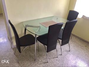 Damro dinning table for sale