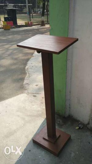 Lecture stand