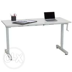 Matrix Manual Height Adjustable Desk