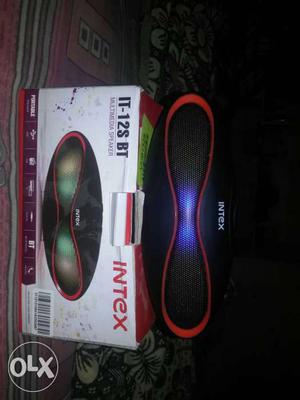 Oval Black And Red Intex It-12s Bt With Box