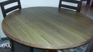 Saag wood dining table.4seater good condition