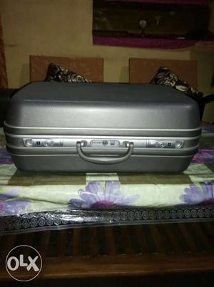 Safari suitcase, New, size, - 58cm.+24cm.+44cm. Price