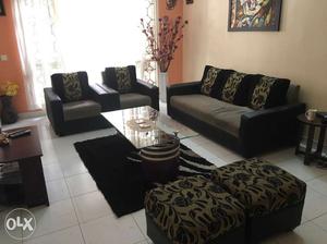 Sofa set with center table and carpet...