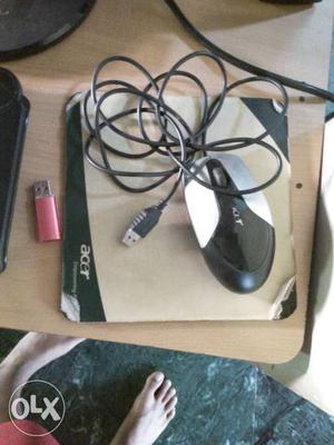 Acer mouse with pad free