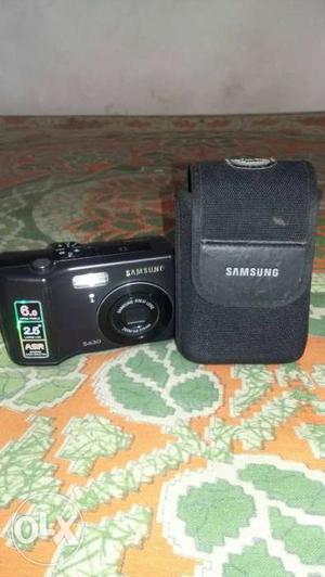 Black Samsung 8MP Compact Digital Camera