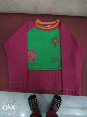 Stock clearance sale of girlish sweàter age 3 to 9