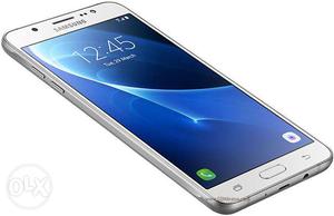 I want 2 by a samsung j7 prim so i m celling this