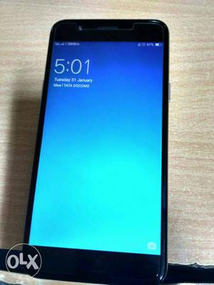 Just 1 month old brand new oppo f1s selfie expert
