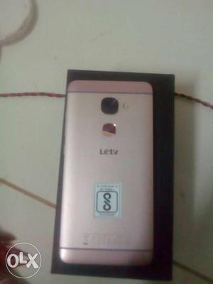 Letv 2s,32gp,3gp ram box only no charger,no headphone