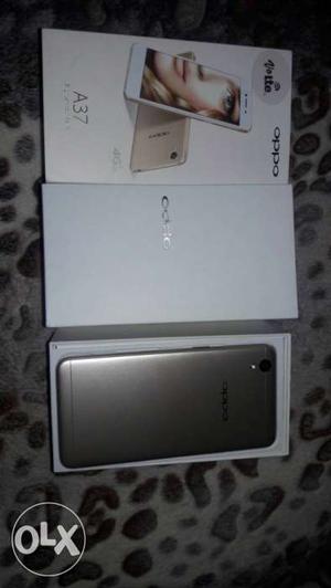 Oppo a37 1 month old with bill and accessories.