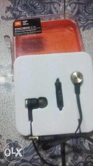 Price of one jbl e10 earphone.. it is sealed and