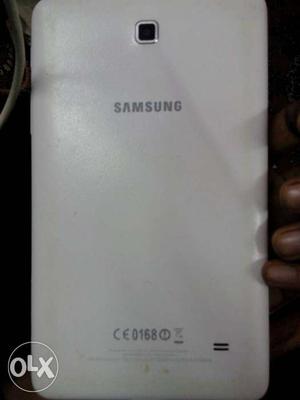 Samsung tab 4 with box bill charger. if ur