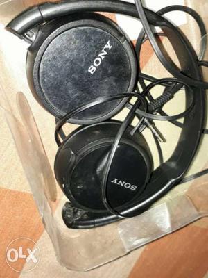 Sony headphones with good condition and with bill