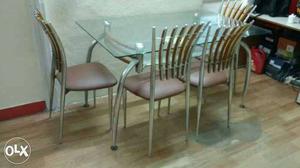 6 seater dining table with 4 chairs newly