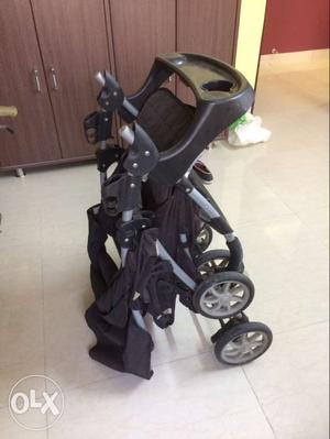 Baby stroller pram - graco brand - foldable -