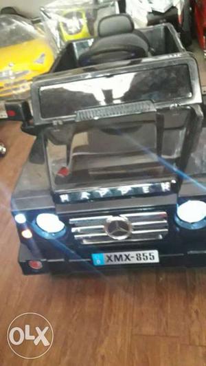 Brand new kids jeep with double battery with