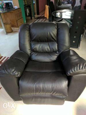 Durian Revolvong Recliner Leather Sofa with Bill