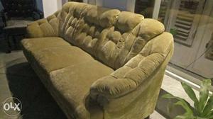 Green Fabric 3-sitter Couch as good as new 