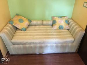Sofa bed in GOOD condition. framework of solid