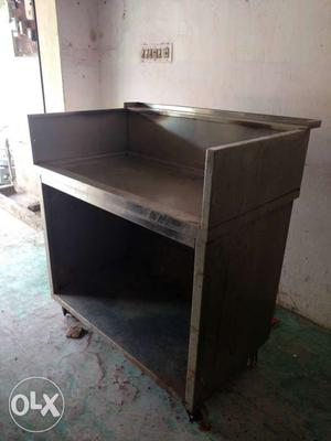 Stainless-steel TEA Stand for sale...Good