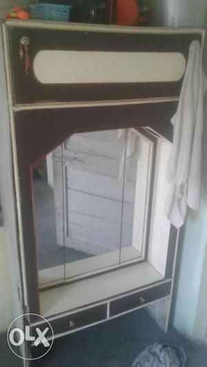 White And Brown Wooden Frame Vanity Table