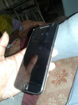 Moto g4 plus Charger and mobile exlent condition