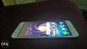 Oppo f1s 32gb with Bill box and all accessories.
