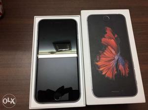 IPhone 6s 64gb space gray looking brand new with