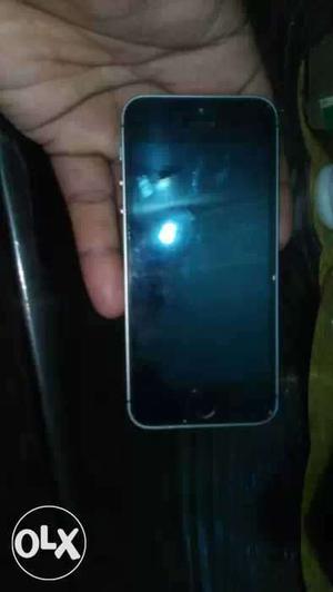 Iphone 5s 64 gb only 9 month use
