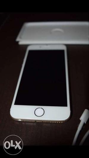 Iphone 6:- 16GB Gold. Hardly used, 4 months old.