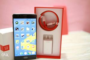 One Plus 3 64GB Brand New Selling a one plus 3