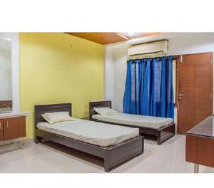 Rent a furnihsed flat on sharing for boys in banjara hills