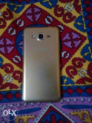 Samsung grand prime, golden colour, gud