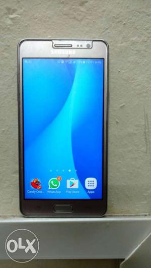 Samsung on5 in very good condition no problem at