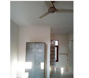 owner free 25% built up house for rent sector 70